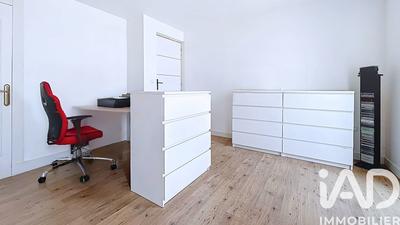 Maison - 280 m² - 10 pièces