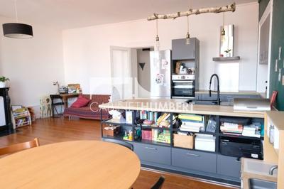 Appartement - 83 m² - 3 pièces