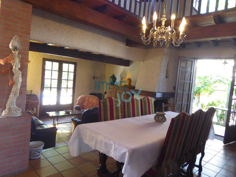 Maison - 143 m² - 5 pièces