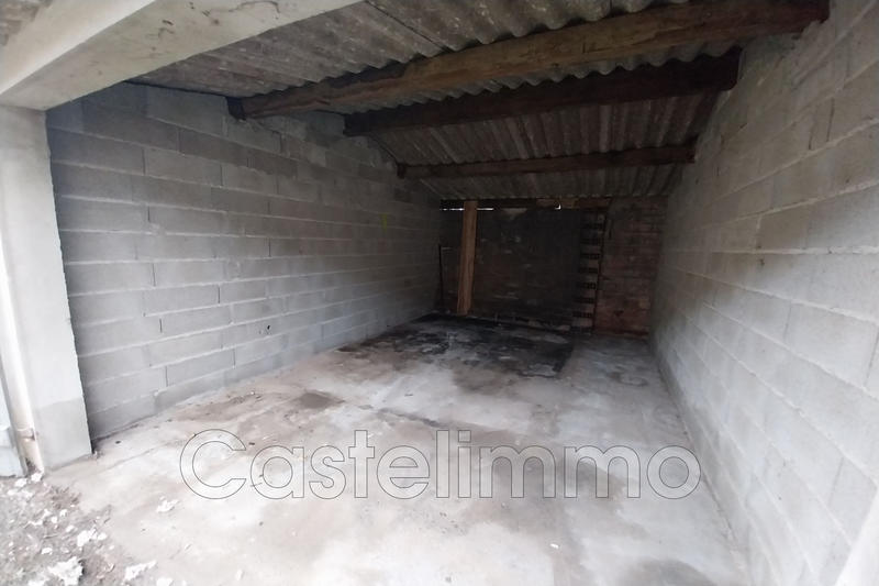 Parking / Garage - 15 m²