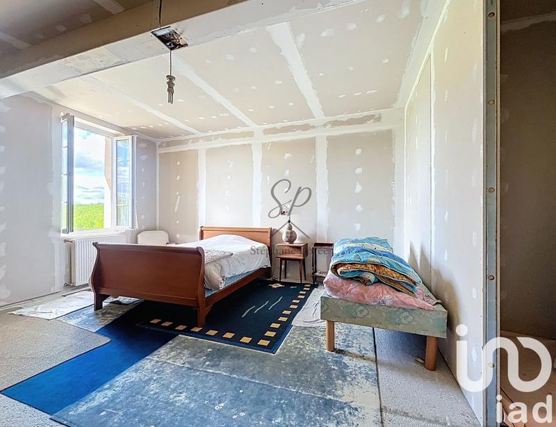 Maison - 415 m² - 15 pièces