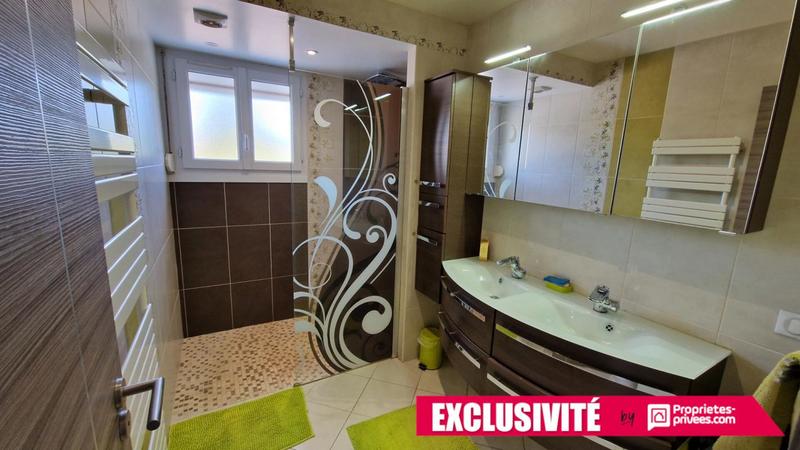 Maison - 171 m² - 7 pièces