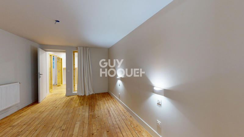 Appartement - 249 m² - 5 pièces