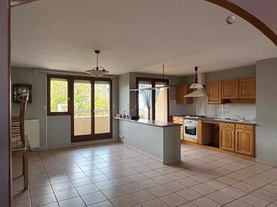 Appartement - 89 m² - 3 pièces