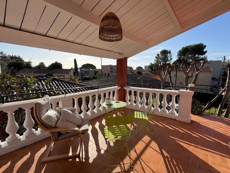 Appartement - 88 m² - 4 pièces