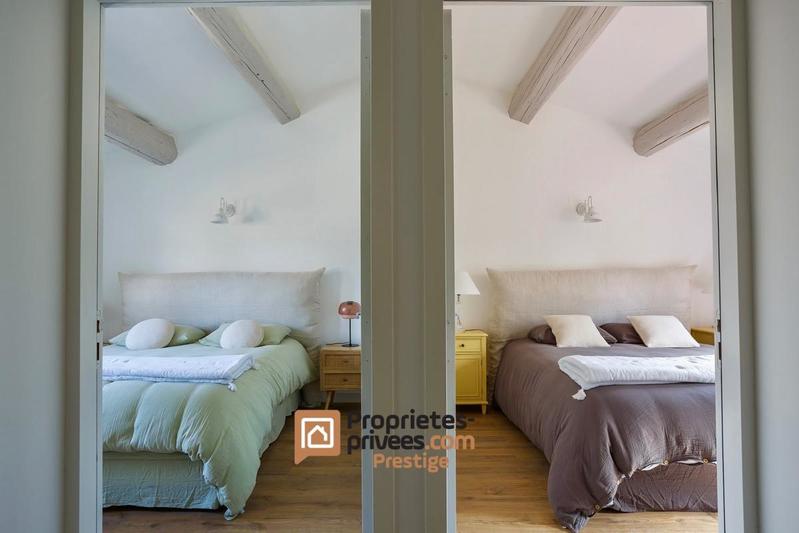 Villa - 260 m² - 7 pièces