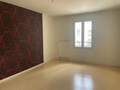 Appartement - 81 m² - 3 pièces