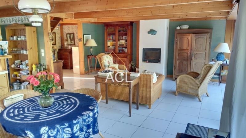 Maison - 130 m² - 7 pièces