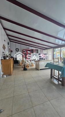 Maison - 180 m² - 5 pièces