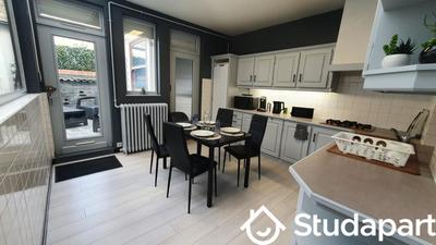 Chambre - 10 m² - 1 pièce