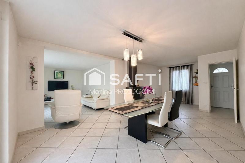 Maison - 110 m² - 4 pièces