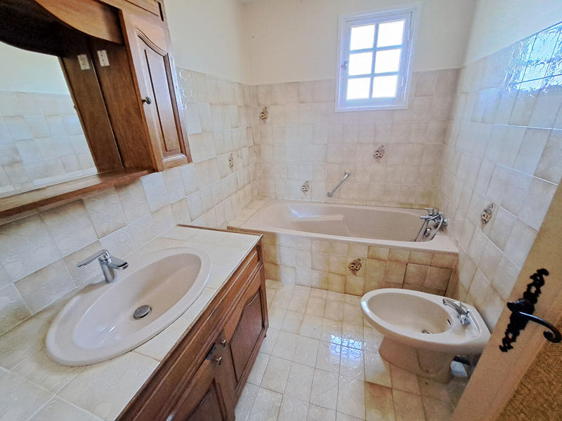 Maison - 102 m² - 5 pièces