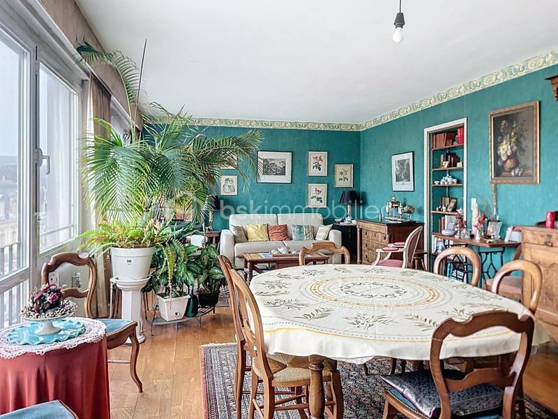 Appartement - 100 m² - 4 pièces