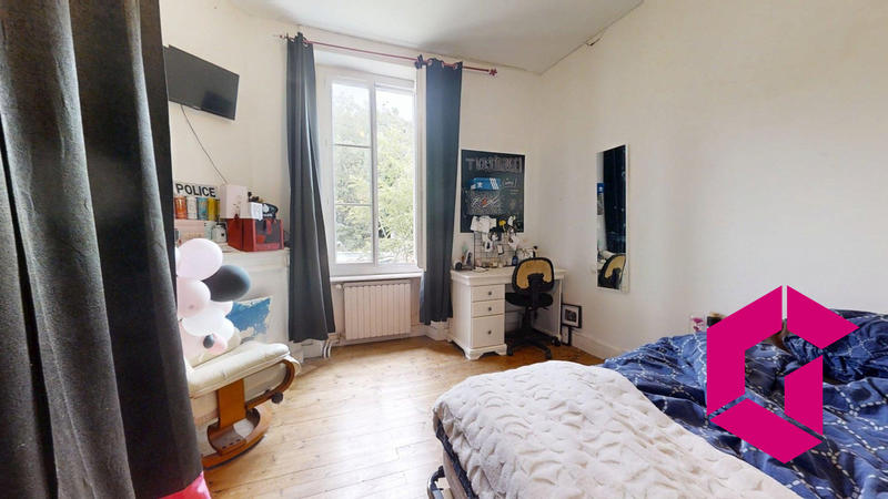 Maison - 135 m² - 7 pièces