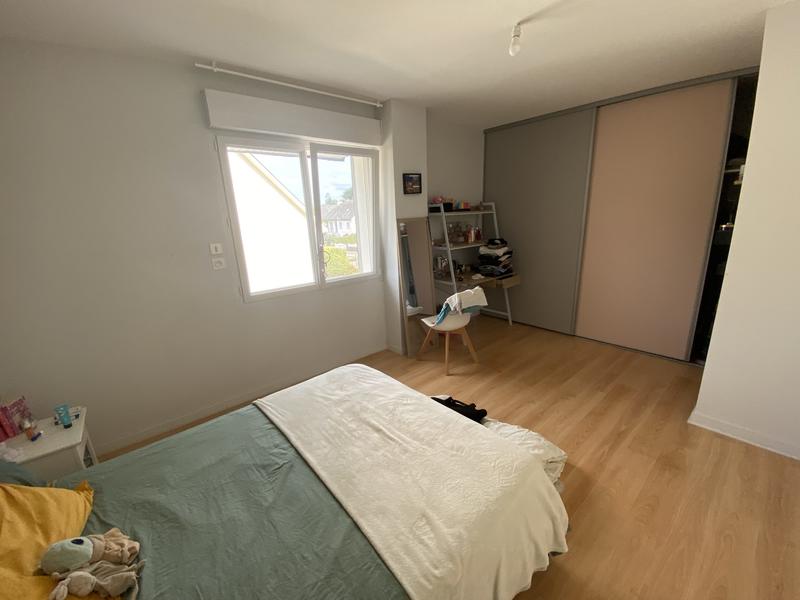 Maison - 176 m² - 8 pièces