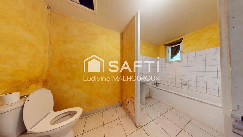 Maison - 377 m² - 15 pièces