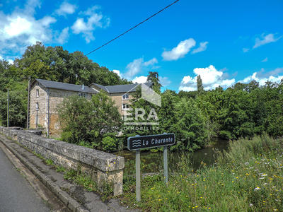 Maison - 558 m² - 20 pièces