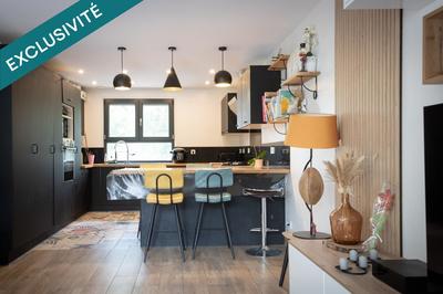 Maison - 130 m² - 6 pièces