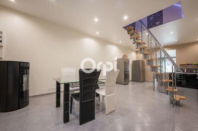 Maison - 139 m² - 5 pièces