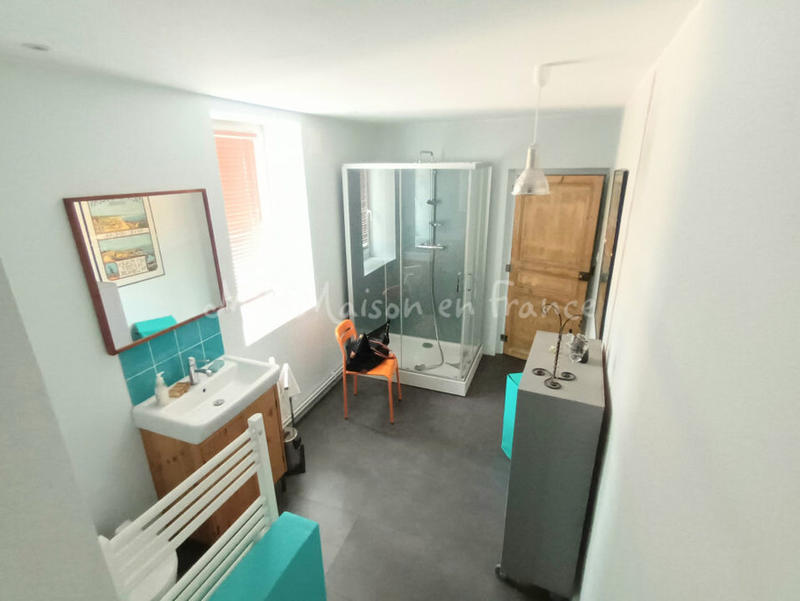 Propriété - 357 m² - 14 pièces