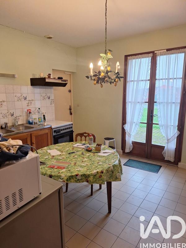 Maison de maîtres - 240 m² - 8 pièces