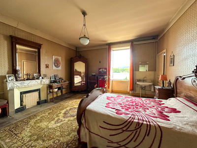 Maison de village - 224 m² - 7 pièces