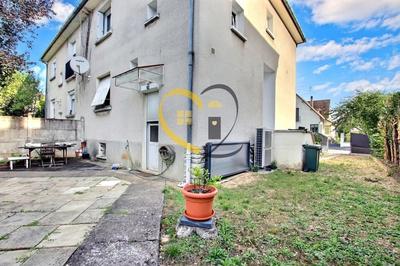 Maison de ville - 110 m² - 5 pièces