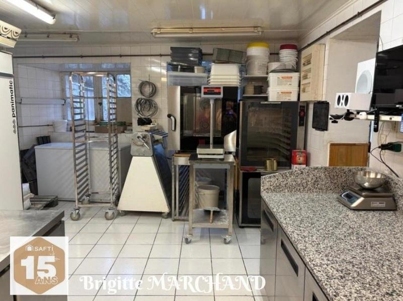 Local commercial - 300 m² - 7 pièces