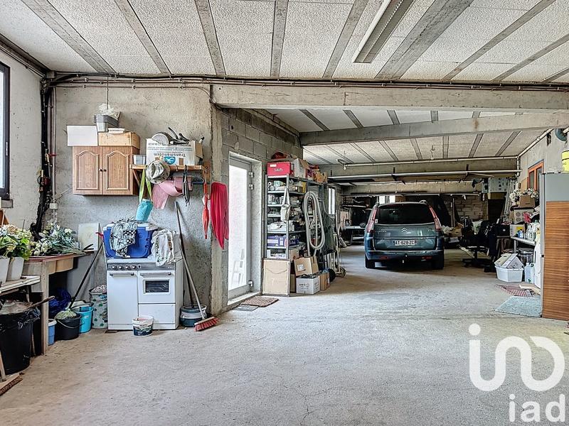 Maison - 227 m² - 8 pièces