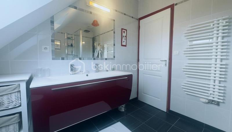 Maison - 114 m² - 5 pièces