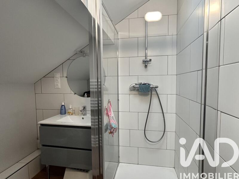 Maison - 153 m² - 7 pièces