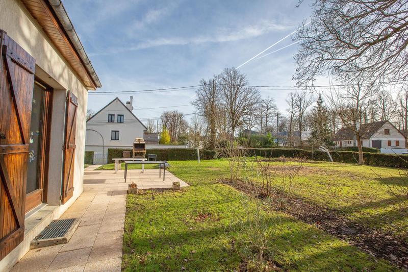 Maison - 261 m² - 9 pièces