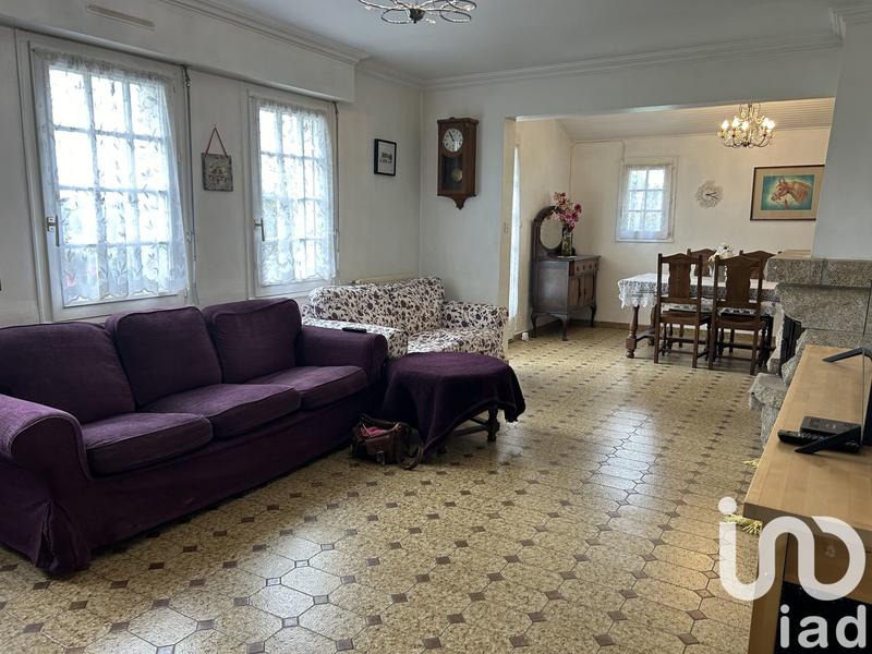 Maison - 245 m² - 9 pièces