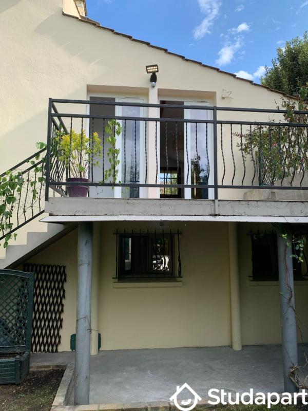 Chambre - 15 m² - 1 pièce