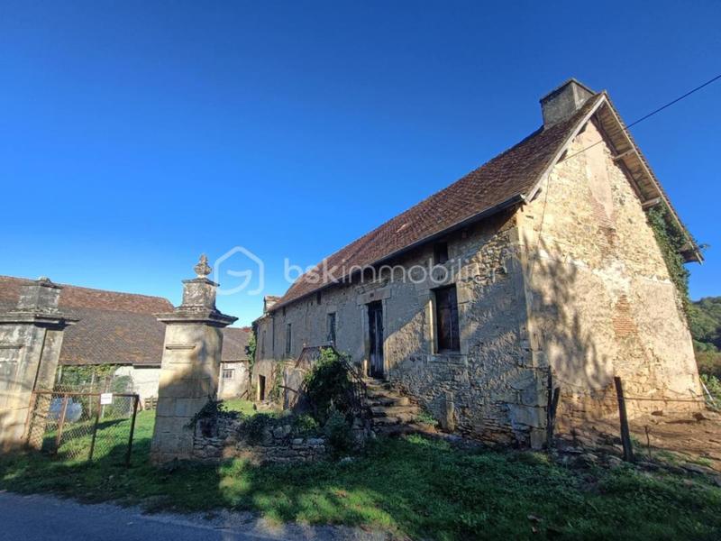 Corps de ferme - 132 m² - 3 pièces