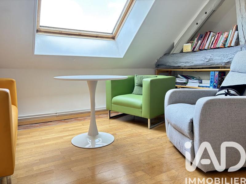 Maison - 311 m² - 9 pièces