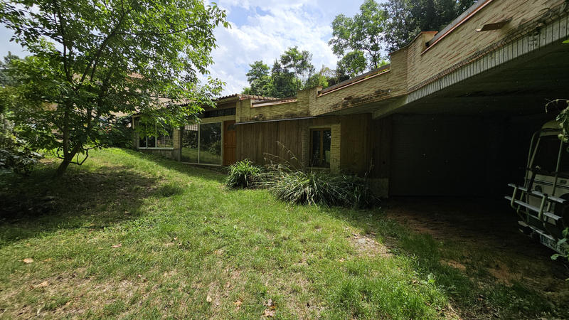 Maison - 600 m² - 20 pièces