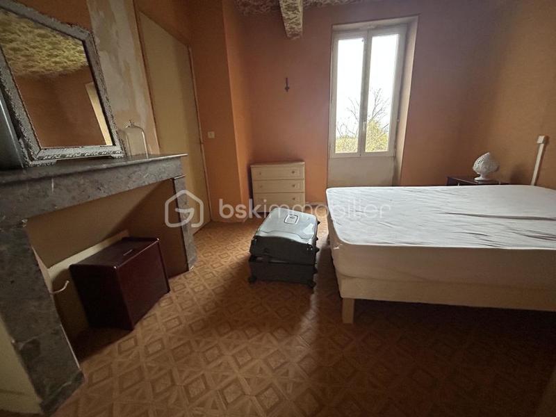 Maison en pierre - 250 m² - 8 pièces