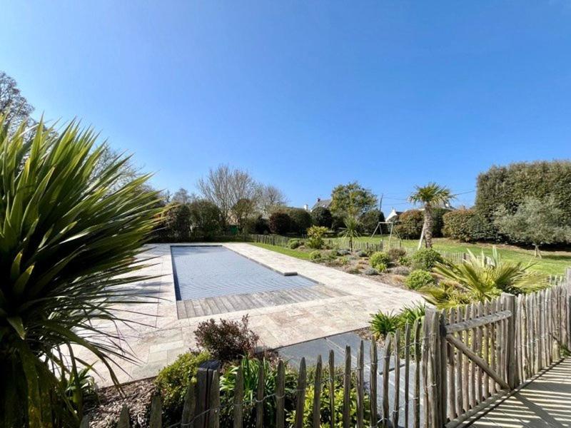 Maison - 400 m² - 15 pièces