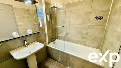 Fonds de commerce - 800 m²