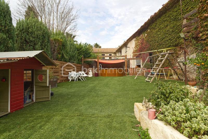 Immeuble - 368 m² - 9 pièces