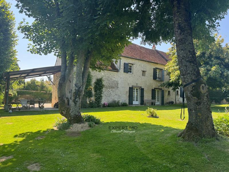 Maison - 195 m² - 6 pièces