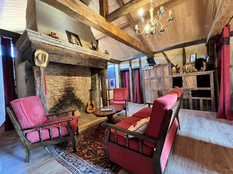 Maison - 375 m² - 17 pièces