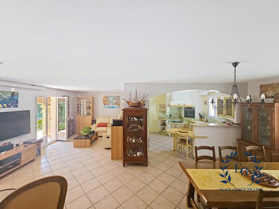 Maison - 107 m² - 4 pièces