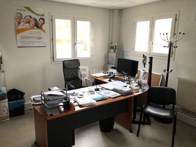 Bureau - 330 m² - 13 pièces