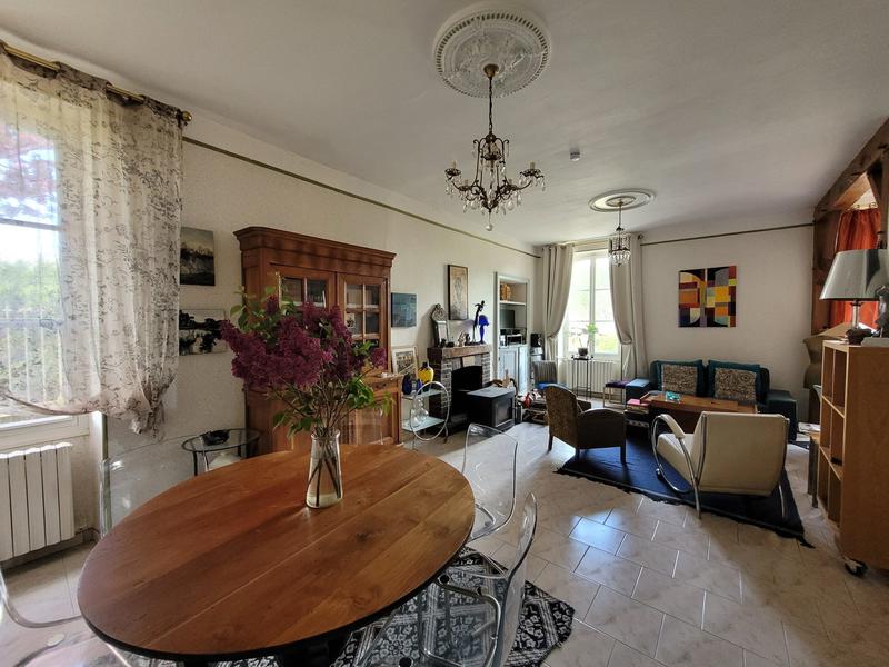 Maison - 156 m² - 7 pièces