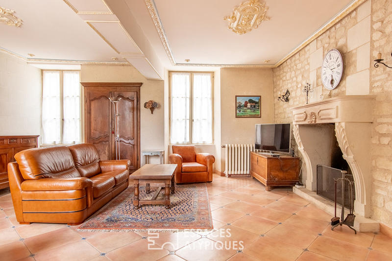 Maison - 290 m² - 9 pièces