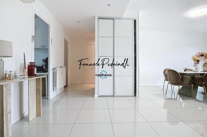 Appartement - 92 m² - 3 pièces