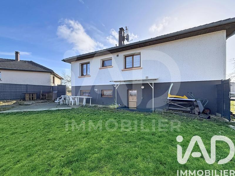 Maison - 90 m² - 4 pièces