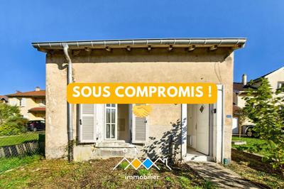 Maison en pierre - 43 m² - 2 pièces